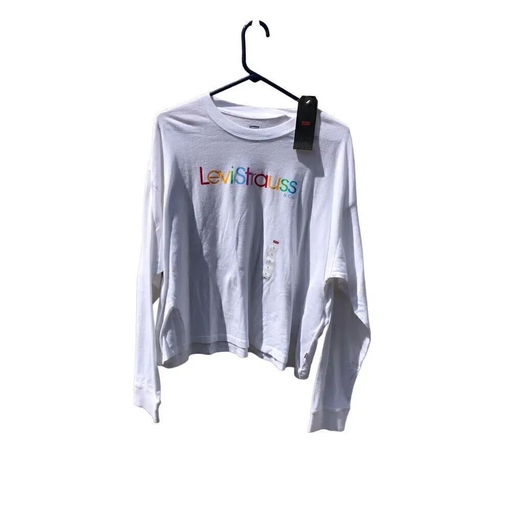 Levis NWT crop long sleeve t shirt